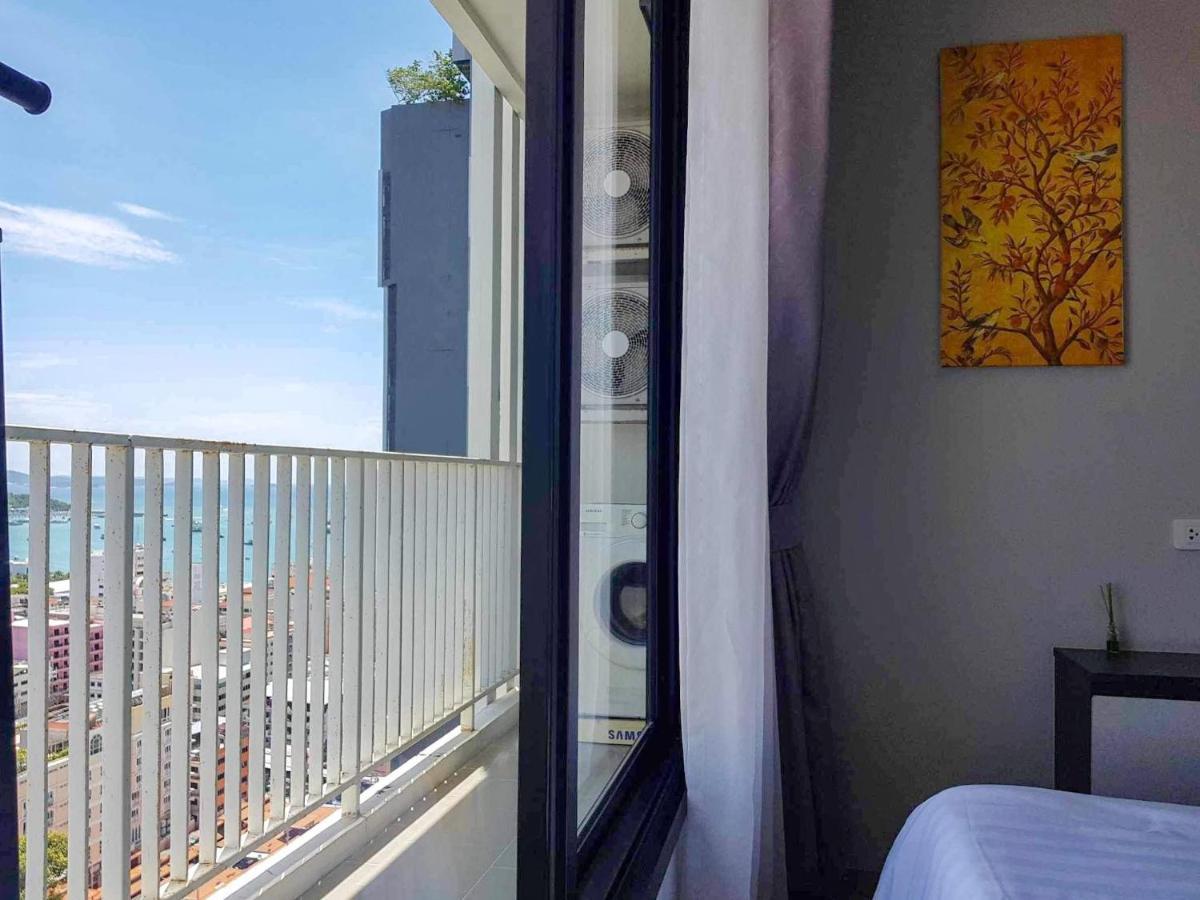 The Base Prime Apartment Pattaya Exterior foto